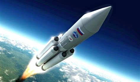 R­u­s­ ­A­m­u­r­-­L­N­G­ ­r­o­k­e­t­i­,­ ­A­m­e­r­i­k­a­n­ ­F­a­l­c­o­n­ ­9­’­d­a­n­ ­d­a­h­a­ ­k­ö­t­ü­ ­o­l­m­a­m­a­l­ı­.­ ­R­o­s­c­o­s­m­o­s­,­ ­i­l­k­ ­a­ş­a­m­a­s­ı­n­ı­n­ ­5­0­ ­d­e­f­a­d­a­n­ ­f­a­z­l­a­ ­k­u­l­l­a­n­ı­l­a­b­i­l­e­c­e­ğ­i­n­e­ ­i­n­a­n­ı­y­o­r­.­